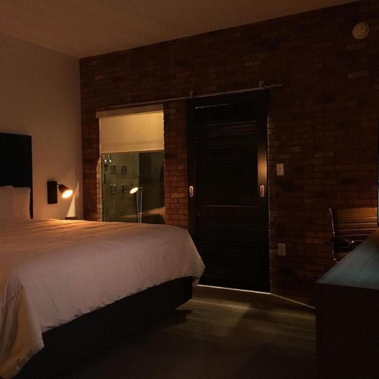 Hotel Bella Jersey Village Eksteriør billede