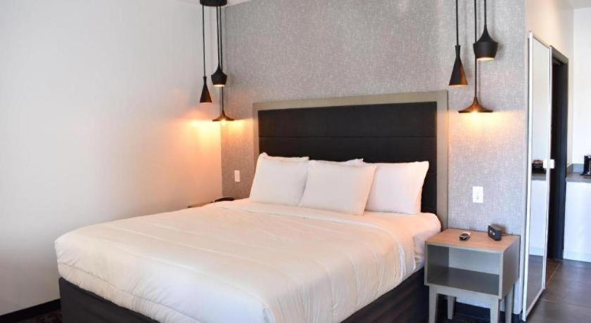 Hotel Bella Jersey Village Eksteriør billede